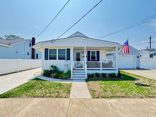 202 E Saint Paul Ave, Wildwood Crest, NJ, 08260-3640 | Card Image
