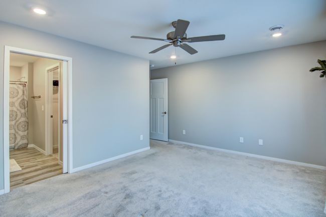 06-MasterBedroom-3.jpg | Image 17