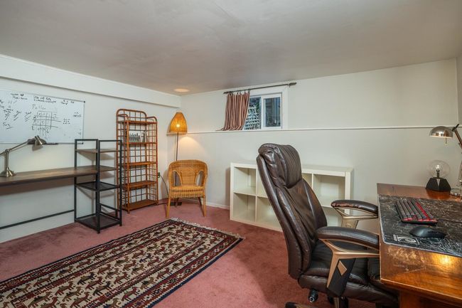 View of carpeted office | Image 26