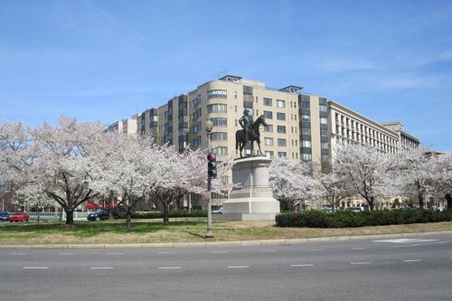 801-1 Scott Cir Nw, WASHINGTON, DC, 20036-2207 | Card Image