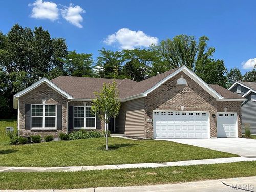 2 Hickory Trails Ln, Ballwin, MO, 63011 | Card Image