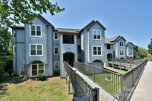 apt-302-18741 Nautical Dr, Cornelius, NC, 28031-8031 | Card Image