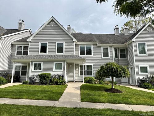77 Leeward Ct, Port Jefferson, NY, 11777-2311 | Card Image