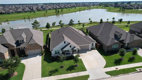 7335 Laguna Lake Dr, Spring, TX, 77379-5365 | Card Image