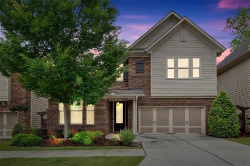 12 Pine St, Roswell, GA, 30075-4820 | Card Image