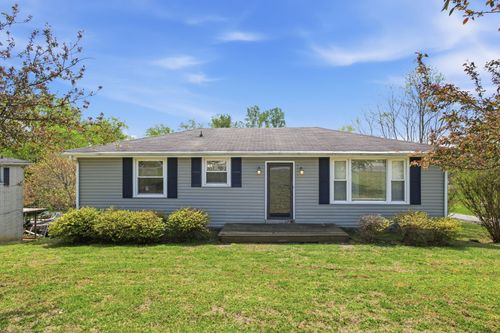 766 Mcmurry Blvd E, Hartsville, TN, 37074-2027 | Card Image