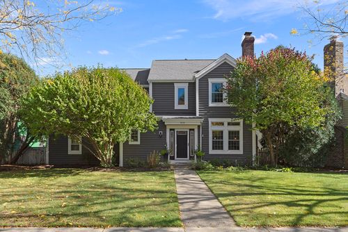 970 Mount Vernon Dr, Grayslake, IL, 60030-2642 | Card Image