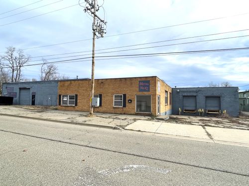 904 N Clark St, Albion, MI, 49224-9213 | Card Image