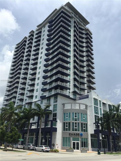 305-275 Ne 18th St, Miami, FL, 33132-1209 | Card Image