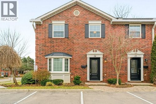 24-2407 Woodward Ave, Burlington, ON, L7R4J2 | Card Image