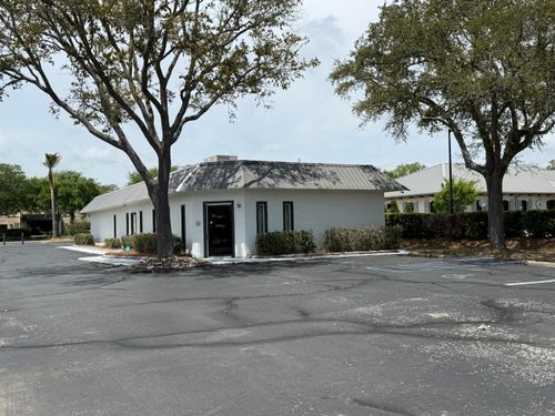 908 Mar Walt Dr, FORT WALTON BEACH, FL, 32547-6706 | Card Image