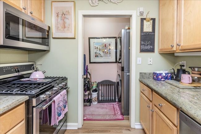 APT-108 - 36 Village Rd, Condo with 1 bedrooms, 1 bathrooms and null parking in Middleton MA | Image 10