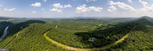 2020 Quaint Acres Ln, House other with 3 bedrooms, 3 bathrooms and null parking in BERKELEY SPRINGS WV | Image 65