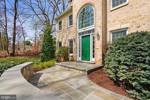 11817 Quince Mill Dr, NORTH POTOMAC, MD, 20878-2372 | Card Image