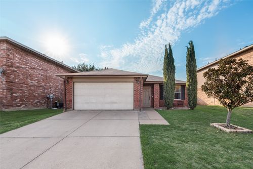 5153 Gold Basin Rd, Fort Worth, TX, 76179-2397 | Card Image