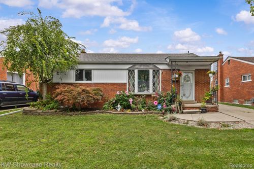 13330 Peach St, Southgate, MI, 48195-1357 | Card Image
