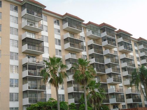 411-4174 Inverrary Dr, Lauderhill, FL, 33319-4578 | Card Image