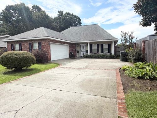 123 Winfield Blvd, Houma, LA, 70360-7450 | Card Image