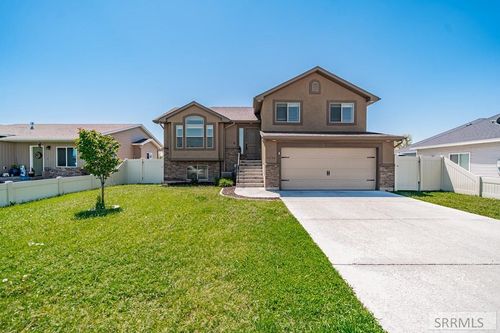 3330 Ringneck Dr, Idaho Falls, ID, 83401-4794 | Card Image