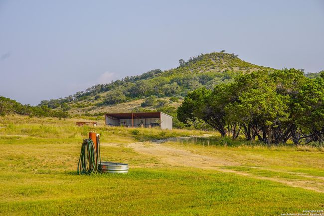 1401 Cedar Mesa Rd, Home with 3 bedrooms, 2 bathrooms and null parking in Tarpley TX | Image 58