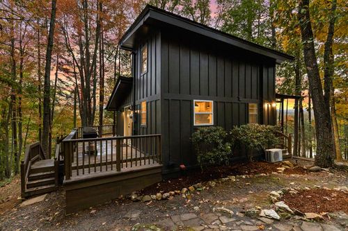 5240 Squirrel Hunting Rd, Morganton, GA, 30560-3010 | Card Image