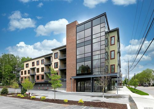 403-116 West Ave, Saratoga Springs, NY, 12866-6233 | Card Image