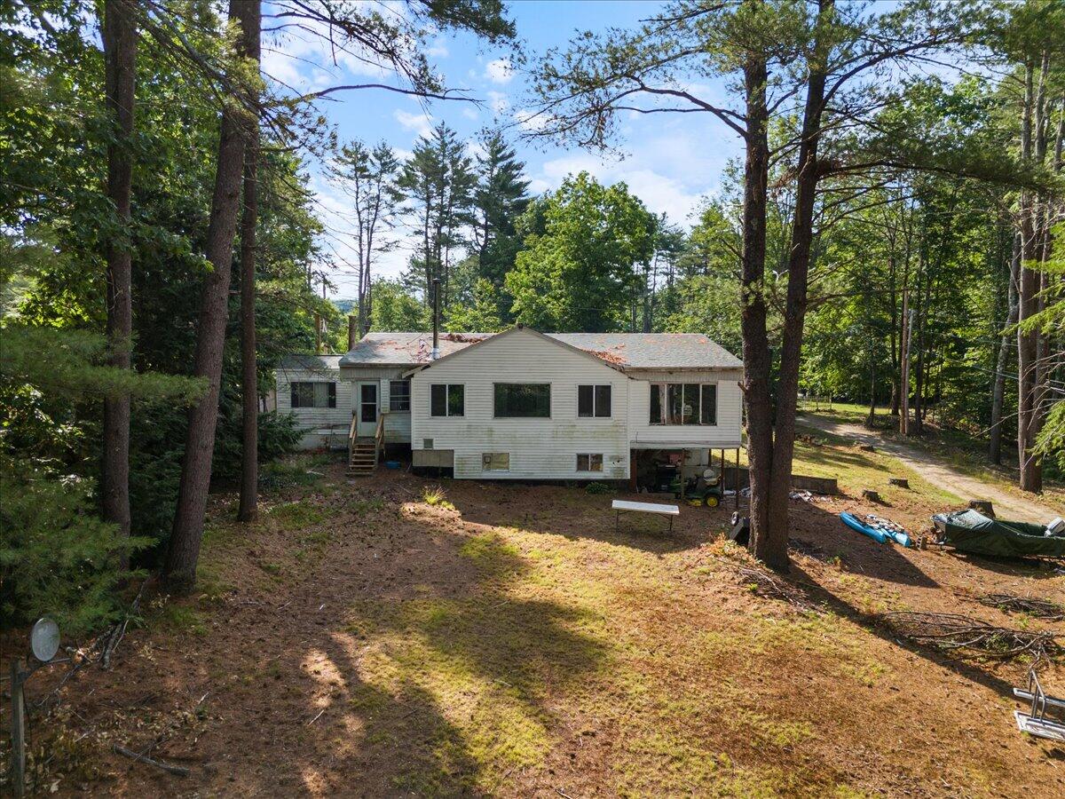 Apache Ln, Lebanon, ME 04027