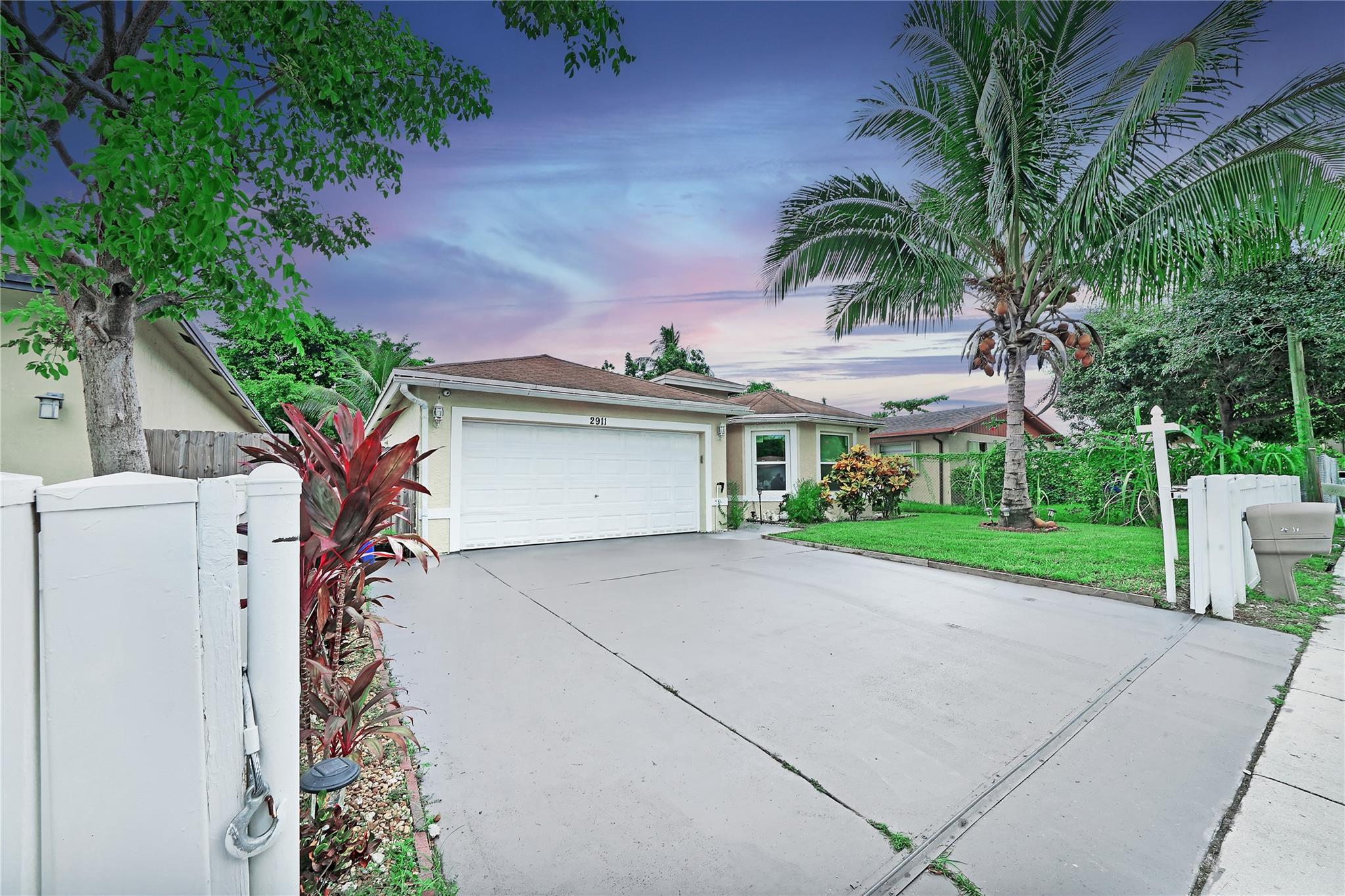 9th Pl, Fort Lauderdale, FL 33311