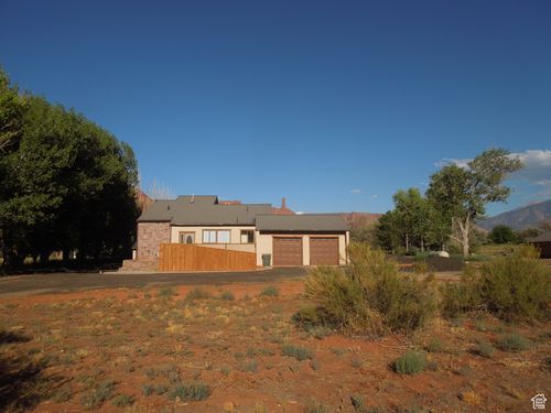 426-426 Amber Ln, Castle Valley, UT, 84532 | Card Image