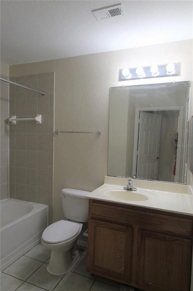 Guest Bathroom | Image 11