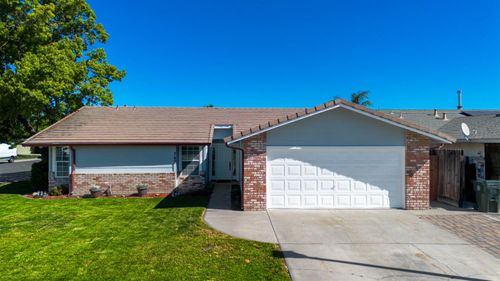 743 Range Court, Manteca, CA, 95336 | Card Image