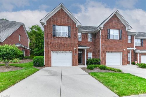1421 A New Garden Road, Greensboro, NC, 27410 | Card Image