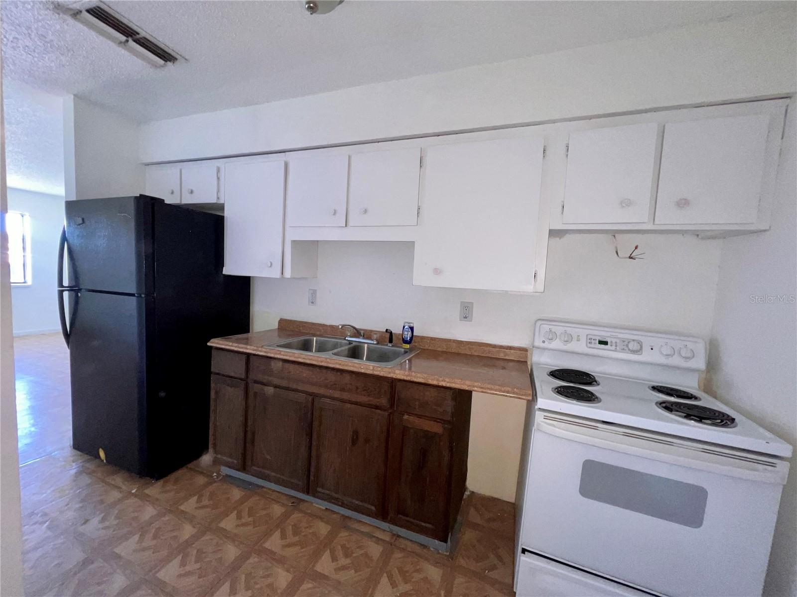 Residential Lease in MULBERRY 5