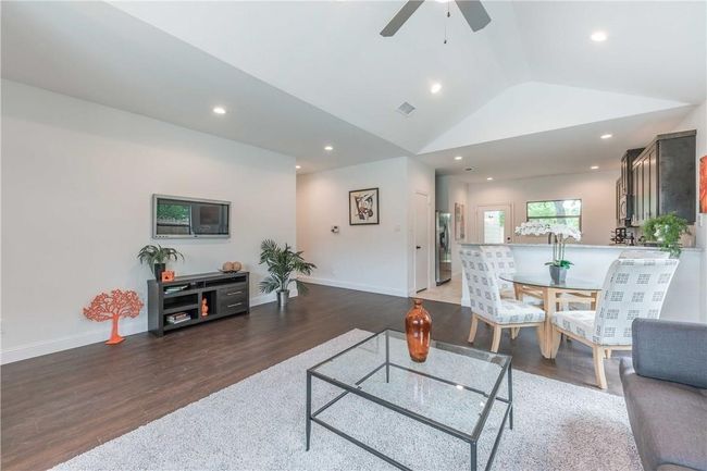 Kitchen Sample | Image 12