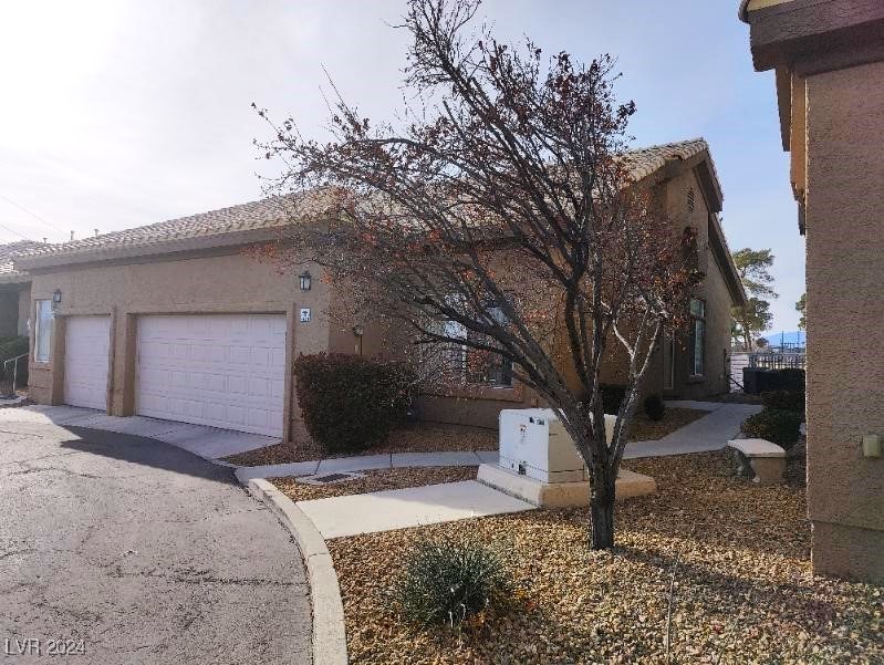 Wild Draw Dr, North Las Vegas, NV 89031