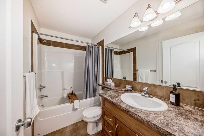 4004 - 2370 Bayside Rd Sw, Home with 3 bedrooms, 2 bathrooms and 2 parking in Airdrie AB | Image 35