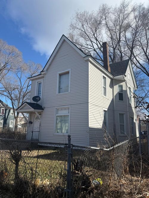 2825 15th Ave S, Minneapolis, MN, 55407-3192 | Card Image