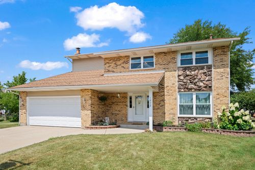 1072 Worthington Dr, Hoffman Estates, IL, 60169-2336 | Card Image