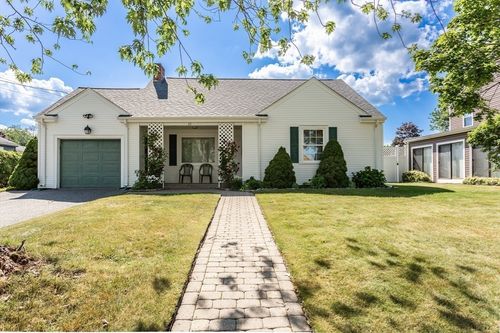 111 Mount Vernon Ave, Somerset, MA, 02726-3036 | Card Image