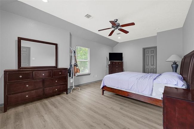 17103 Scuttle Way, House other with 3 bedrooms, 3 bathrooms and 2 parking in Crosby TX | Image 8