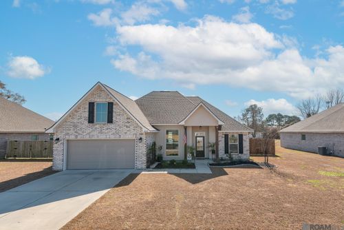 3887 Cane Ridge Dr, Addis, LA, 70710-2230 | Card Image