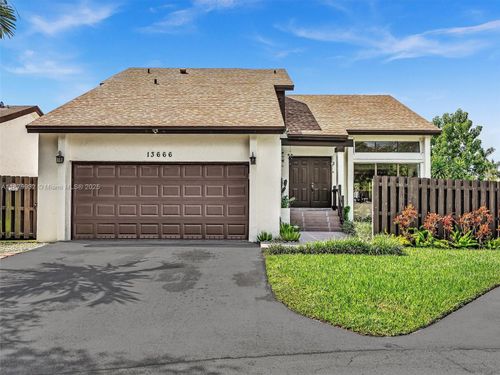 13666 Sw 116th Ln, Miami, FL, 33186-4437 | Card Image