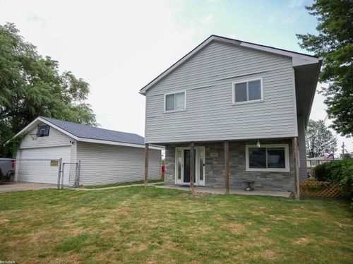 7454 Dyke Rd, Clay, MI, 48001-3012 | Card Image