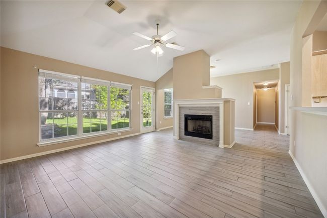 9120 Fainwood Ln, House other with 3 bedrooms, 2 bathrooms and 4 parking in Austin TX | Image 6