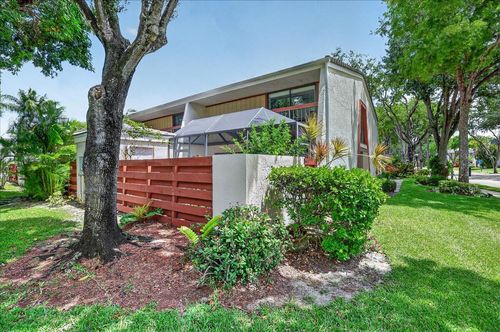 343-2999 Oaktree Ln, Hollywood, FL, 33021-2646 | Card Image