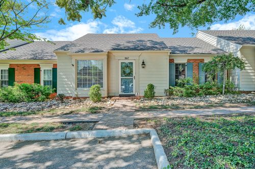 867 Stonegate Ct, Salem, VA, 24153-2636 | Card Image