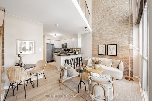 612-1029 King St W, Toronto, ON, M6K3M9 | Card Image