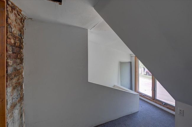 500 2 Nd Ave, House other with 2 bedrooms, 1 bathrooms and null parking in HOLLANDALE WI | Image 31