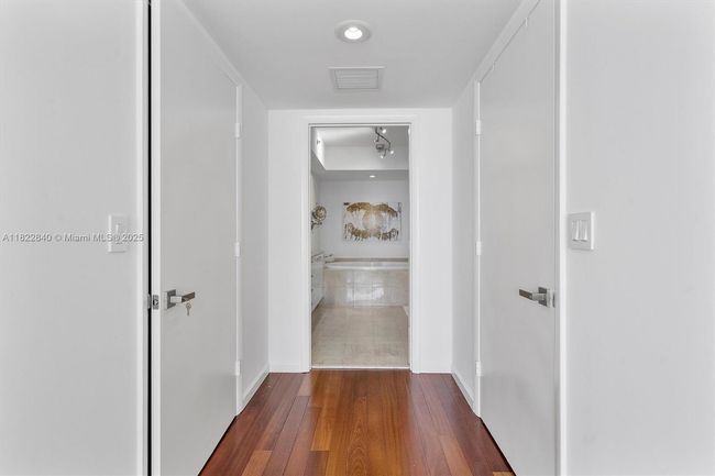 APT-1101 - 1830 S Ocean Dr, Condo with 3 bedrooms, 3 bathrooms and null parking in Hallandale Beach FL | Image 40