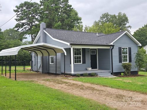 107 W 21st St, Kannapolis, NC, 28081-2401 | Card Image